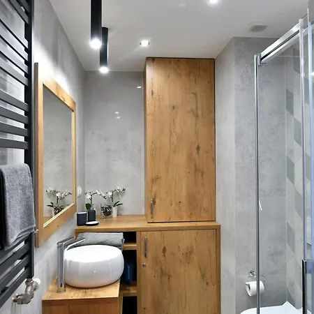 Apartament Karlo Ii * Zator
